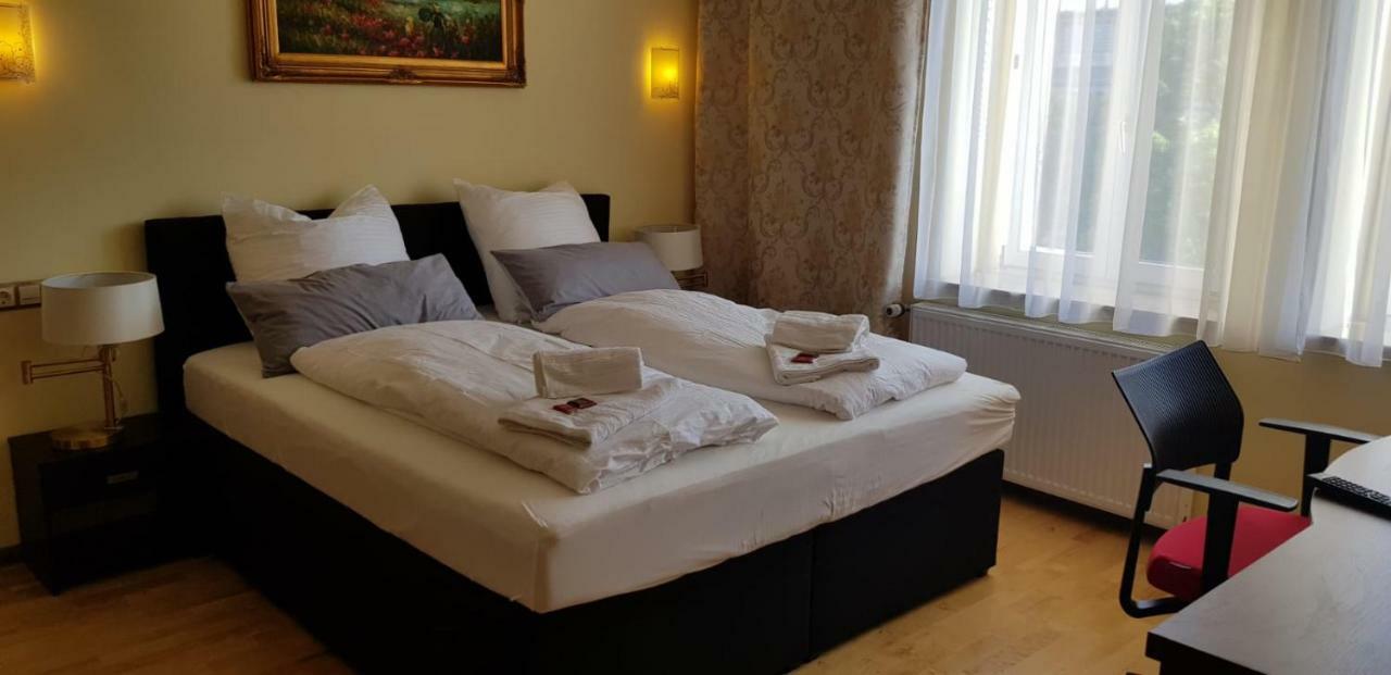 Hotel-Villa Lalee Дрезден Екстер'єр фото