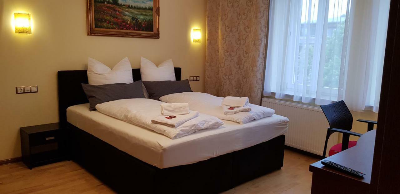 Hotel-Villa Lalee Дрезден Екстер'єр фото